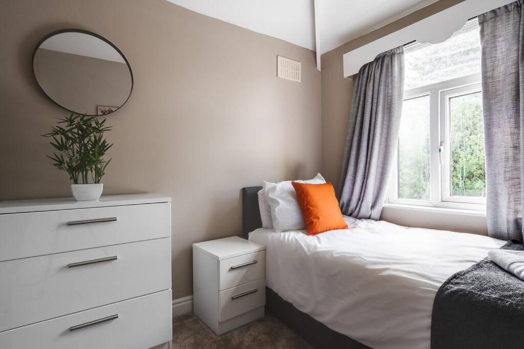 Charming 3bd Didsbury House