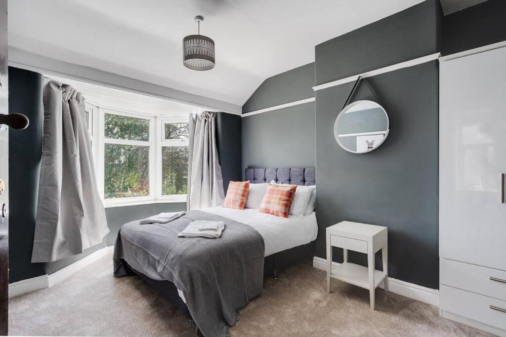 Charming 3bd Didsbury House *