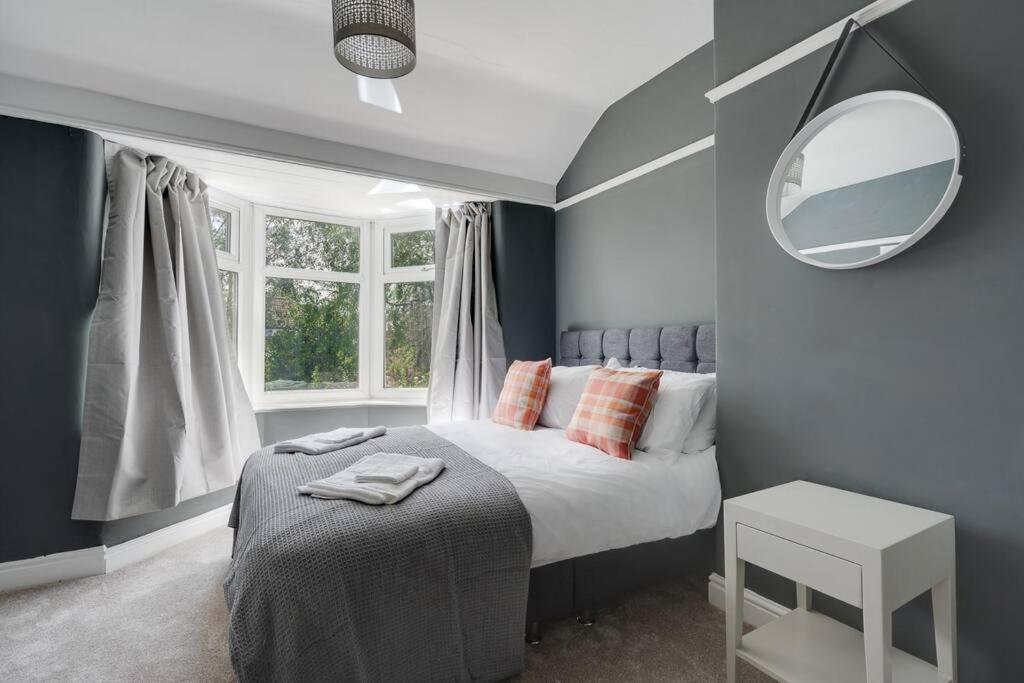 Charming 3bd Didsbury House Apartment *